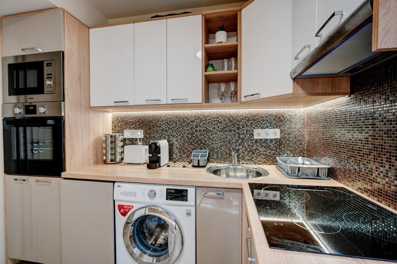 Апартаменти Hajnal Apartman Сегед Екстер'єр фото